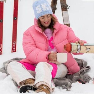 Jilly Box Pink Noize Avalon Puffer Jacket WITH matching Touque. Like New!!